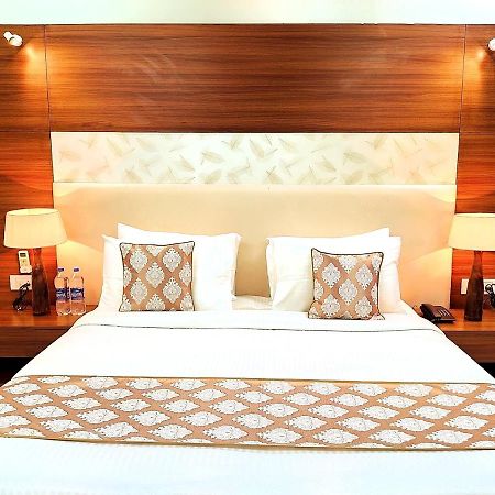 Hotel When In Gurgaon - Opposite To Artemis Hospital 외부 사진