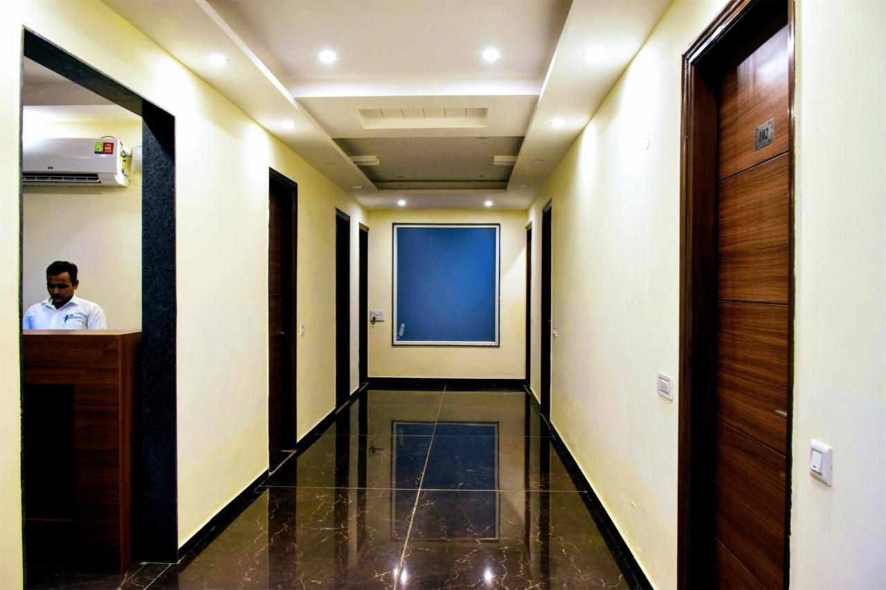 Hotel When In Gurgaon - Opposite To Artemis Hospital 외부 사진