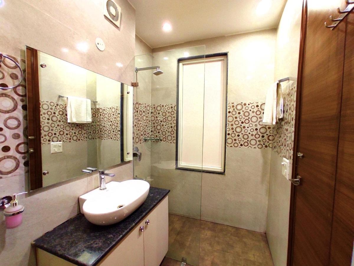 Hotel When In Gurgaon - Opposite To Artemis Hospital 외부 사진